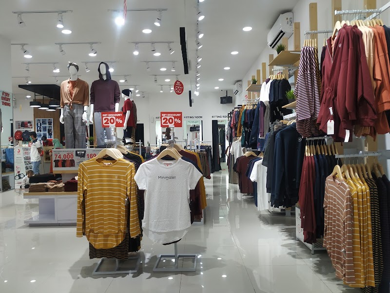 Kreativitas di Setiap Langkah: Toko Junior Fashion Cilacap